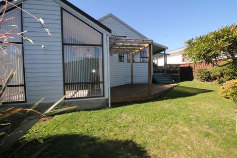 Photo of property in 21 Glen Alton Avenue, Paparangi, Wellington, 6037