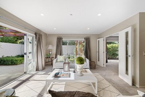 Photo of property in 165 Blighs Road, Strowan, Christchurch, 8052