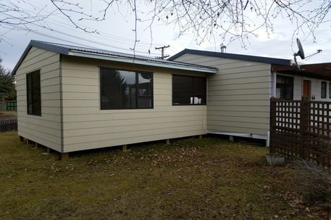 Photo of property in 17 Glenbrook Crescent, Twizel, 7901