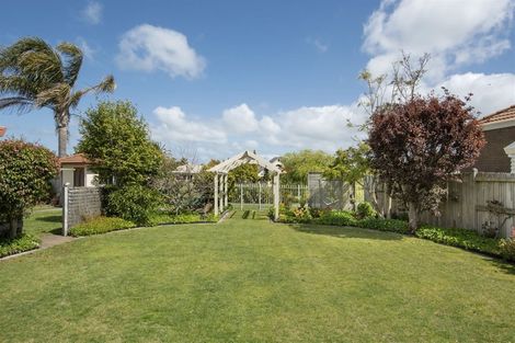 Photo of property in 18 Monterey Key, Papamoa Beach, Papamoa, 3118