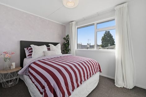 Photo of property in 38 Queen Road, Bellevue, Tauranga, 3110