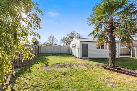 Photo of property in 23 Denniston Crescent, Redwood, Christchurch, 8051