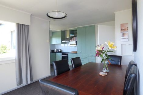 Photo of property in 6 Solway Street, Holmes Hill, Oamaru, 9401