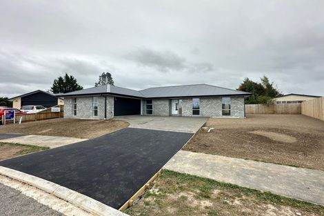 Photo of property in 54 Suffolk Drive, Kirwee, 7571