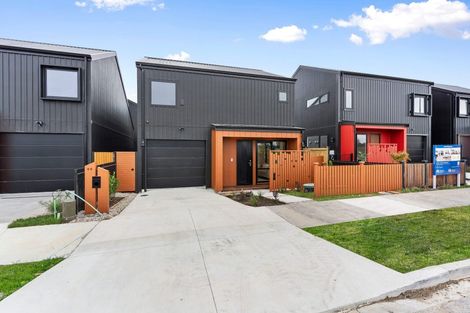 Photo of property in 65 Maungakaraka Road, Karaka, 2580