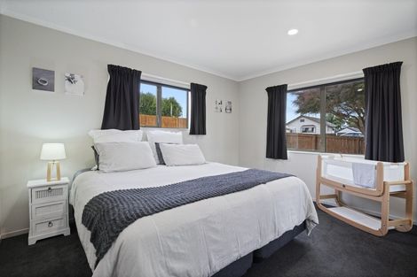 Photo of property in 1a First Avenue, Glenbrook, Waiuku, 2681