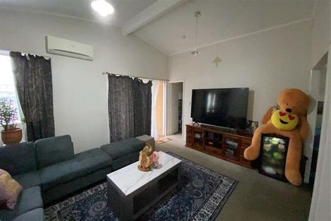 Photo of property in 269 Porchester Road, Takanini, 2112