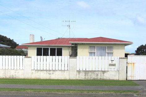 Photo of property in 85 Matai Street, Castlecliff, Whanganui, 4501