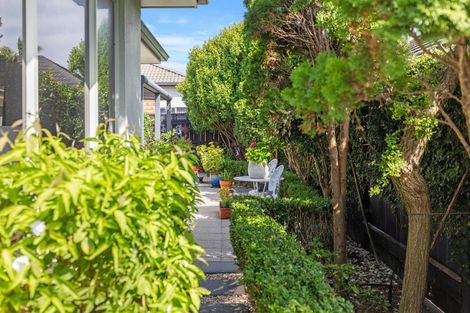 Photo of property in 2 Saratoga Court, Papamoa Beach, Papamoa, 3118