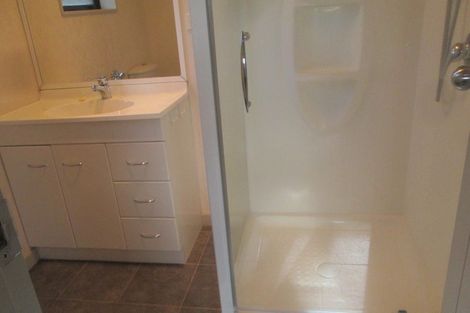 Photo of property in 16b Abergeldie Way, Cambridge, 3434