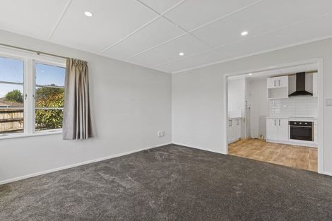 Photo of property in 10 Alamein Place, Pukekohe, 2120