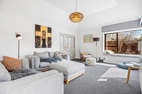 Photo of property in 2/50 Ambleside Drive, Burnside, Christchurch, 8053