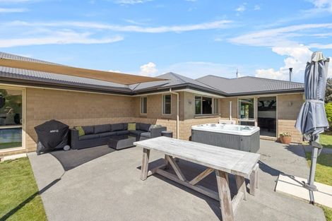 Photo of property in 19 Everest Way, Springston, 7616