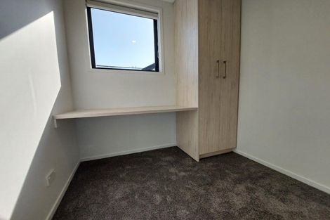 Photo of property in 4/10 Fathom Place, Te Atatu Peninsula, Auckland, 0610