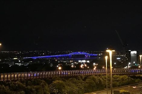 Photo of property in Santa Fe, 11/21 Day Street, Auckland Central, Auckland, 1010