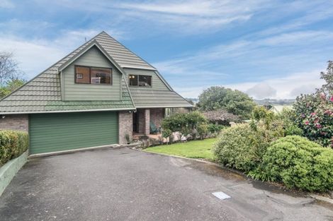Photo of property in 14 Amokura Street, Waikanae, 5036