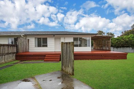 Photo of property in 2/29 Kindergarten Drive, Conifer Grove, Takanini, 2112