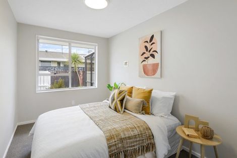 Photo of property in 2/6 Tamarisk Place, Parklands, Christchurch, 8083