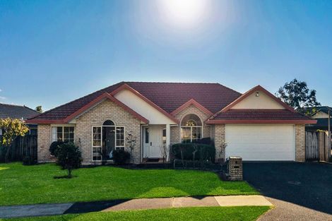 Photo of property in 12 Ballycullanie Place, Dannemora, Auckland, 2016