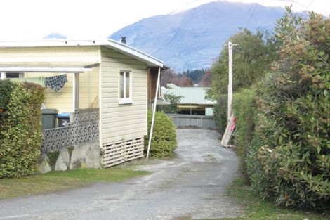 Photo of property in 32 Sawmill Road, Queenstown, 9300