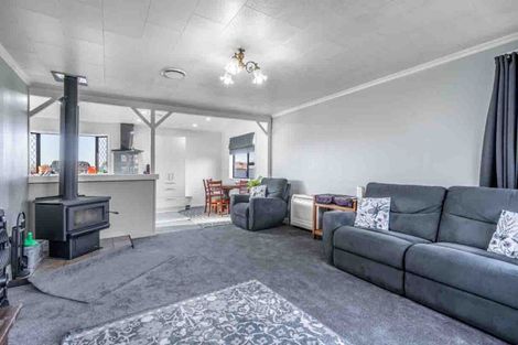 Photo of property in 65 Kilmarnock Street, Wallacetown, 9816