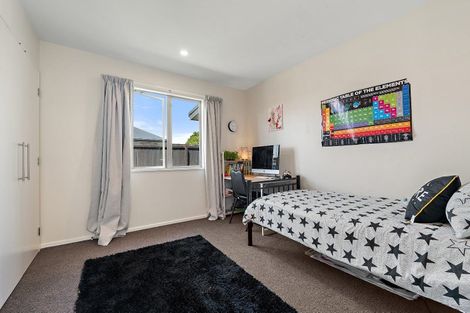 Photo of property in 15 Riverwood Boulevard, Redwood, Christchurch, 8051