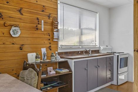 Photo of property in 12 Epping Place, Richmond Heights, Taupo, 3330