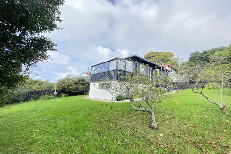 Photo of property in 2/14 Downing Street, Glenfield, Auckland, 0629
