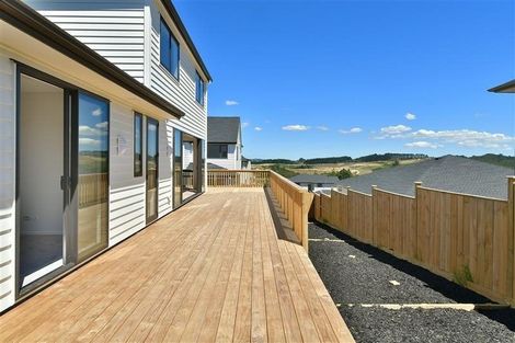 Photo of property in 239 West Hoe Heights, Orewa, 0931