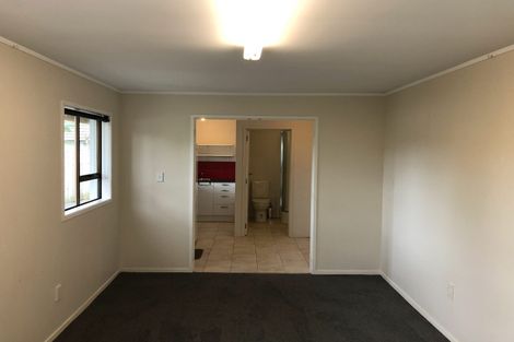 Photo of property in 1/81 Clovelly Road, Bucklands Beach, Auckland, 2012