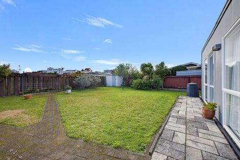 Photo of property in 205 Mangorei Road, Merrilands, New Plymouth, 4312