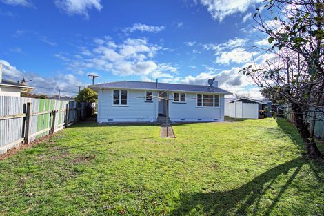 Photo of property in 15 Jones Place, Masterton, 5810