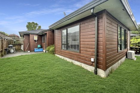 Photo of property in 2/358 Waiwhetu Road, Fairfield, Lower Hutt, 5011