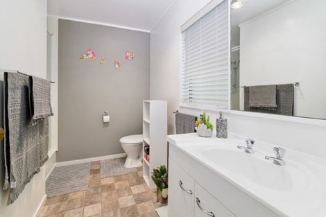 Photo of property in 31 Basley Road, Owhata, Rotorua, 3010