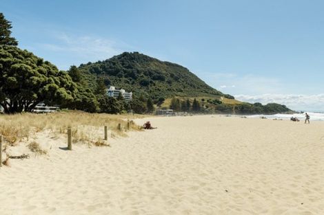Photo of property in 18 Marine Parade, Mount Maunganui, 3116