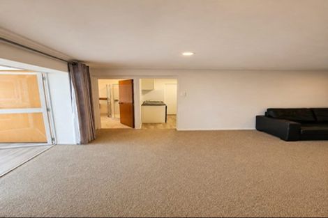Photo of property in 74 Churchill Road, Cockle Bay, Auckland, 2014