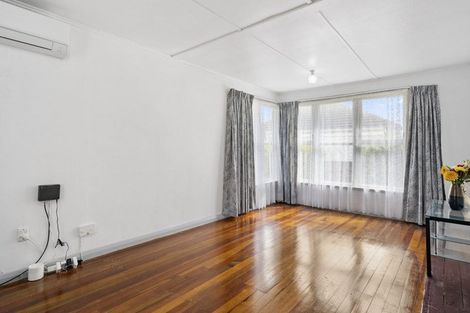 Photo of property in 10 Clement Grove, Taita, Lower Hutt, 5011