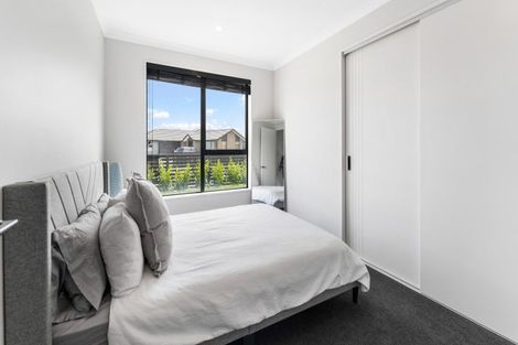 Photo of property in 4 Orawahi Road, Glenbrook, 2681