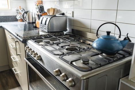 Photo of property in 36 Johnson Street, Milton, 9220