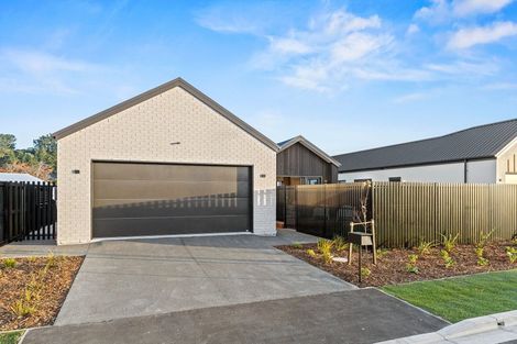 Photo of property in 7 Greystone Close, Halswell, 8025