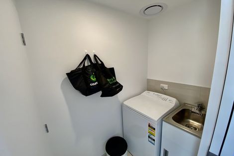 Photo of property in 17 Harlow Crescent, Glen Innes, Auckland, 1072