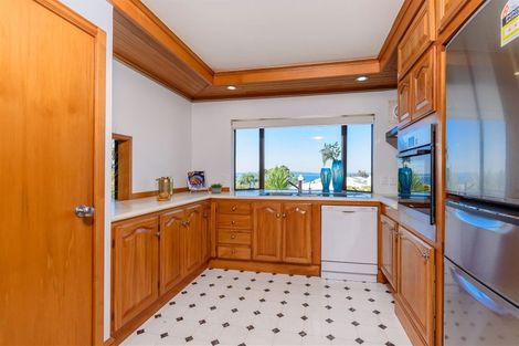 Photo of property in 8 Tui Street, Torbay, Auckland, 0630