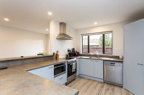 Photo of property in 35 Broadhaven Avenue, Parklands, Christchurch, 8083