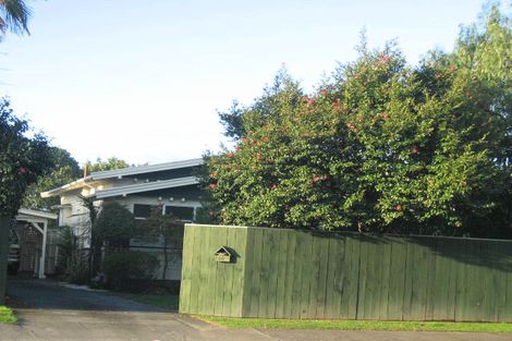 Photo of property in 609 Saint Aubyn Street West, Saint Leonards, Hastings, 4120