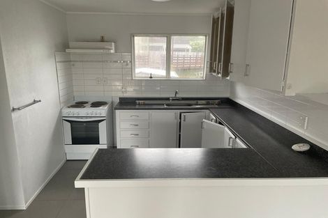 Photo of property in 2/109 Pigeon Mountain Road, Half Moon Bay, Auckland, 2012
