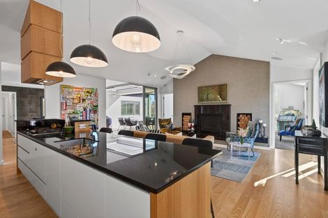 Photo of property in 5 Tupuhi Place, Highlands Park, New Plymouth, 4312