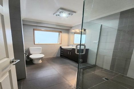 Photo of property in 15 Domain Lane, Mangere Bridge, Auckland, 2022