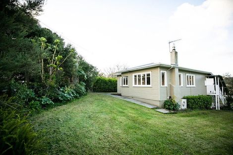 Photo of property in 96d Matua Road, Huapai, Kumeu, 0810