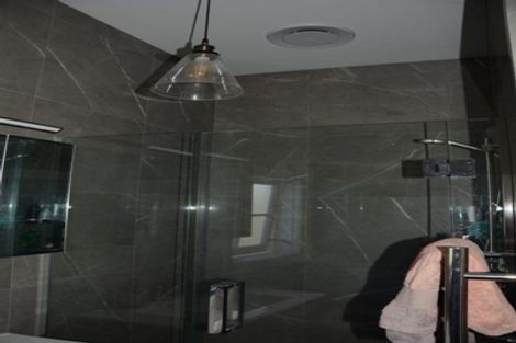 Photo of property in 15 Portland Crescent, Thorndon, Wellington, 6011