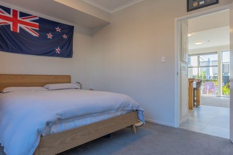 Photo of property in 7 Whiri Lane, Hobsonville, Auckland, 0616